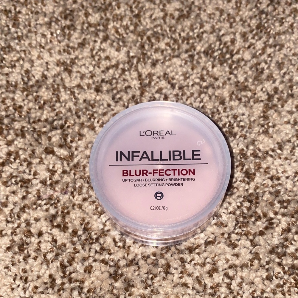 L'Oreal Infallible Blur-Fection Powder - Pink